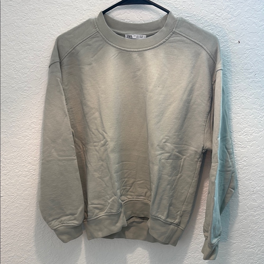 Zara Women's Beige Crew Neck Sweater